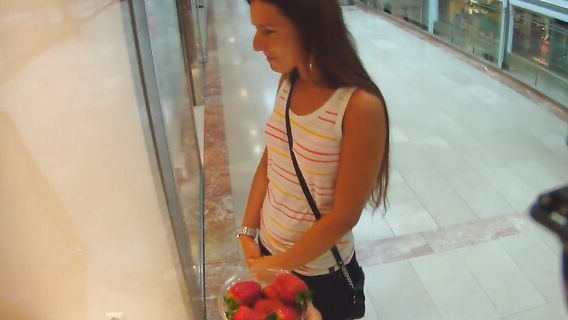 ⁣Strawberry pickup at the mall 