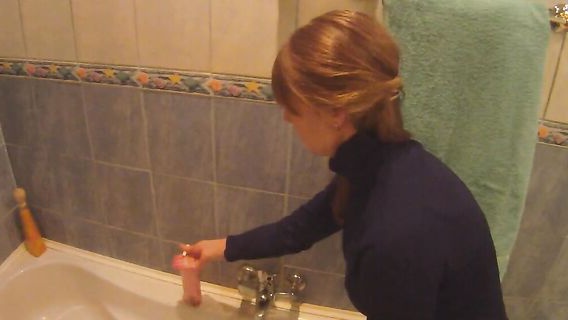 ⁣Picked up a Russian girl on the street and fucked her in the bathroom 