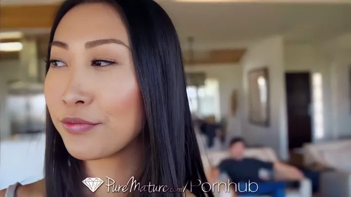 Cute Ass-eating Asian Woman Fucks In Juicy Pussy 