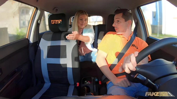 The Driving Instructor Had A Chance To Fuck A Juicy Blonde 
